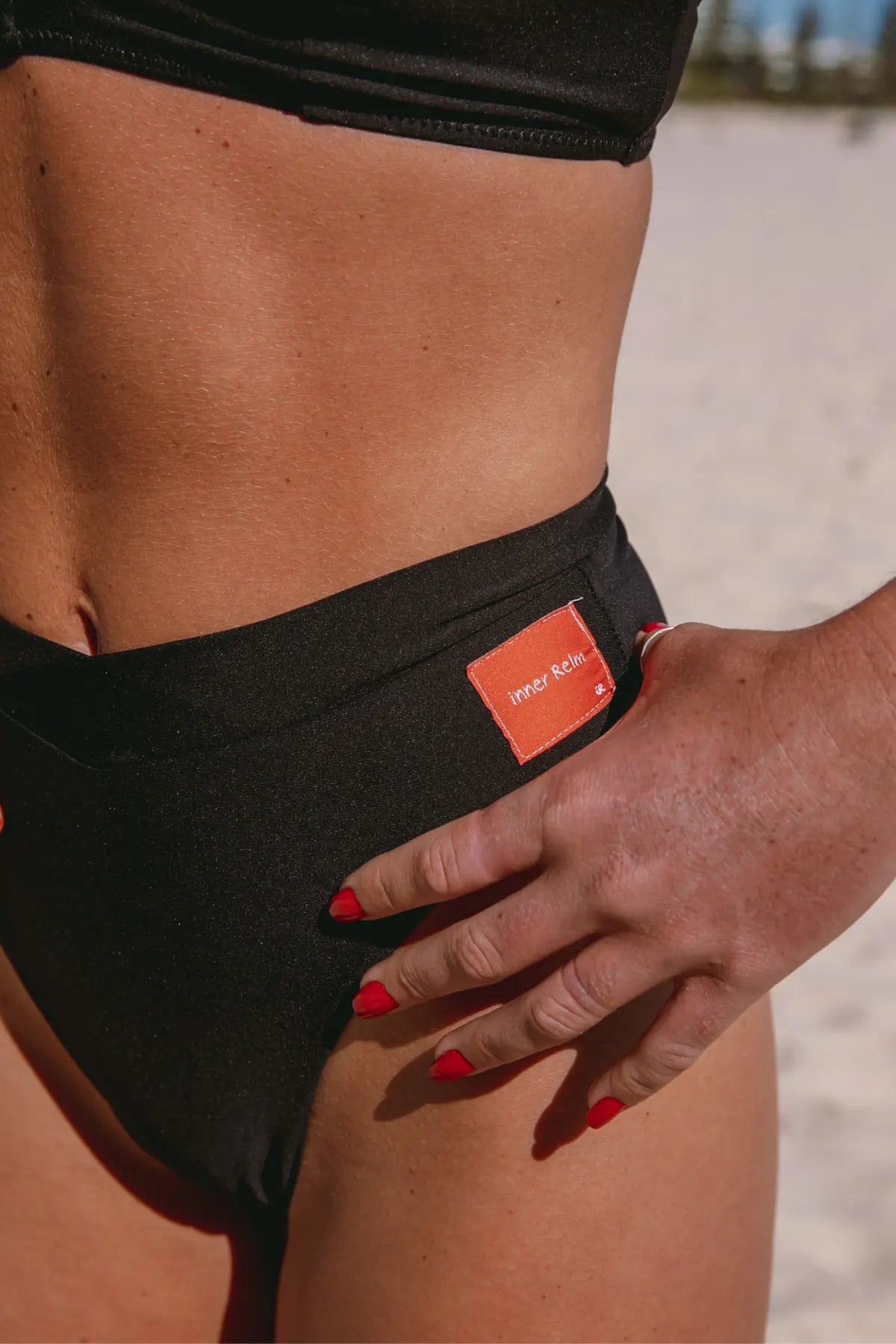 Chi Chi Bikini Bottoms | Black
