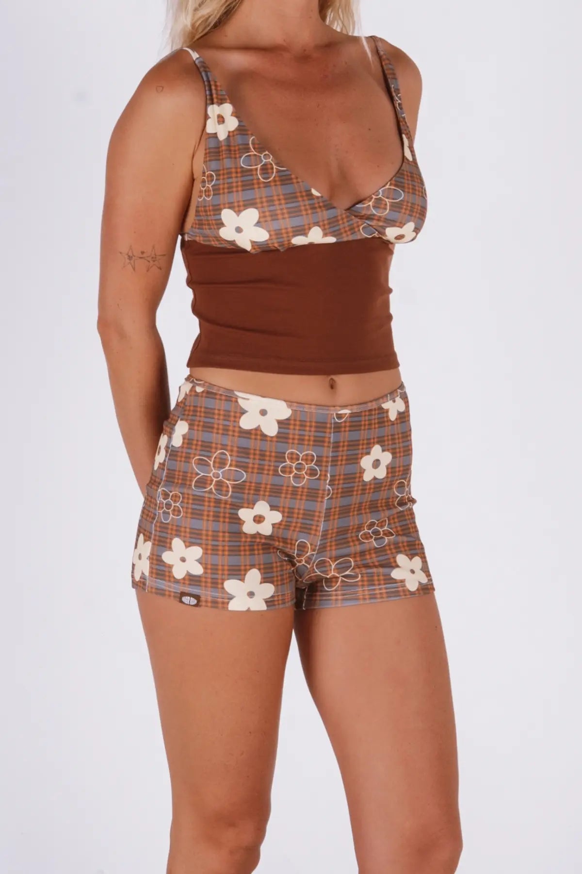 TIGHTLINE SHORTS | CHOC GINGHAM