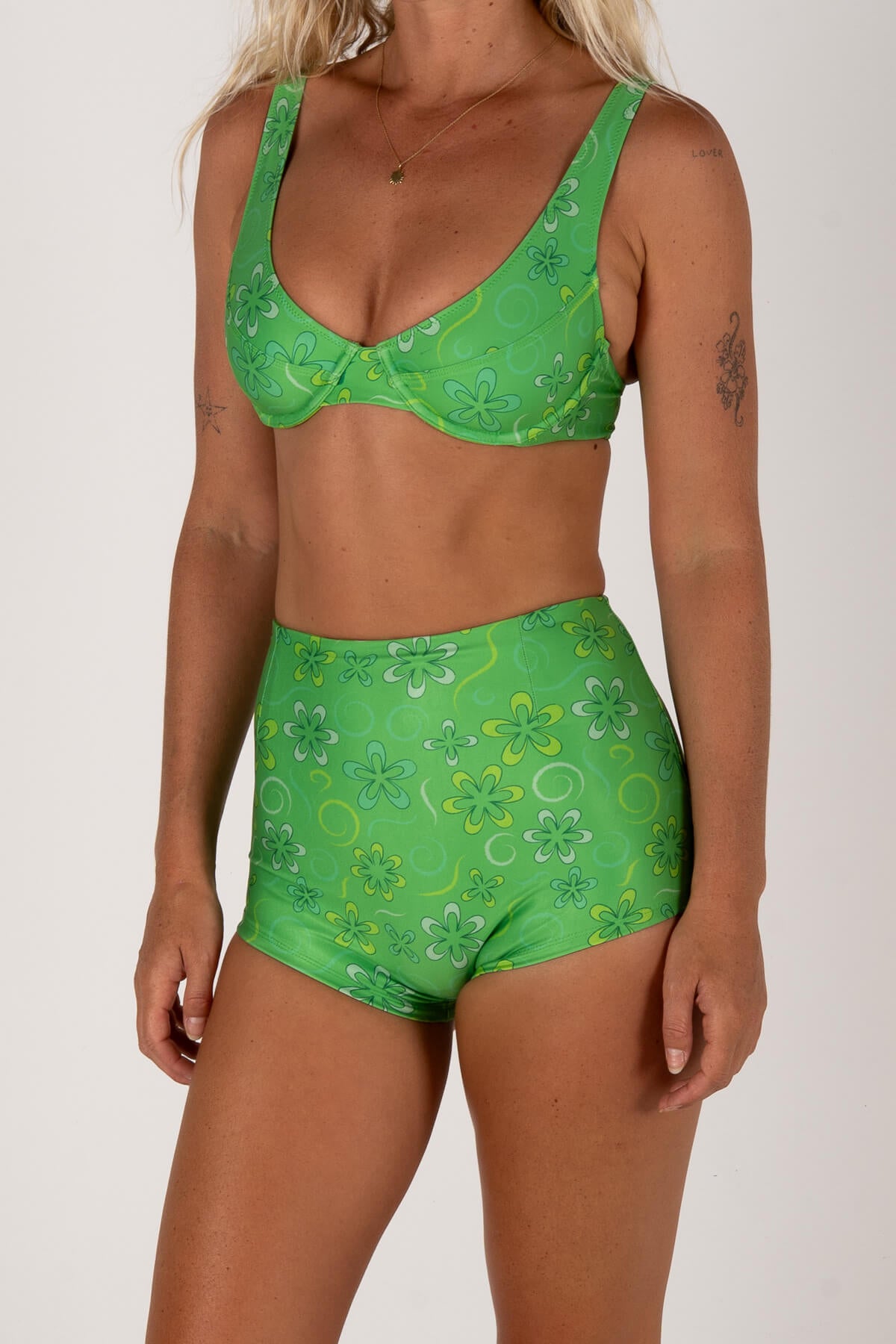 Inner Relm SheBad Shorts Green Meadow in Green – Surf Shorts, view 4