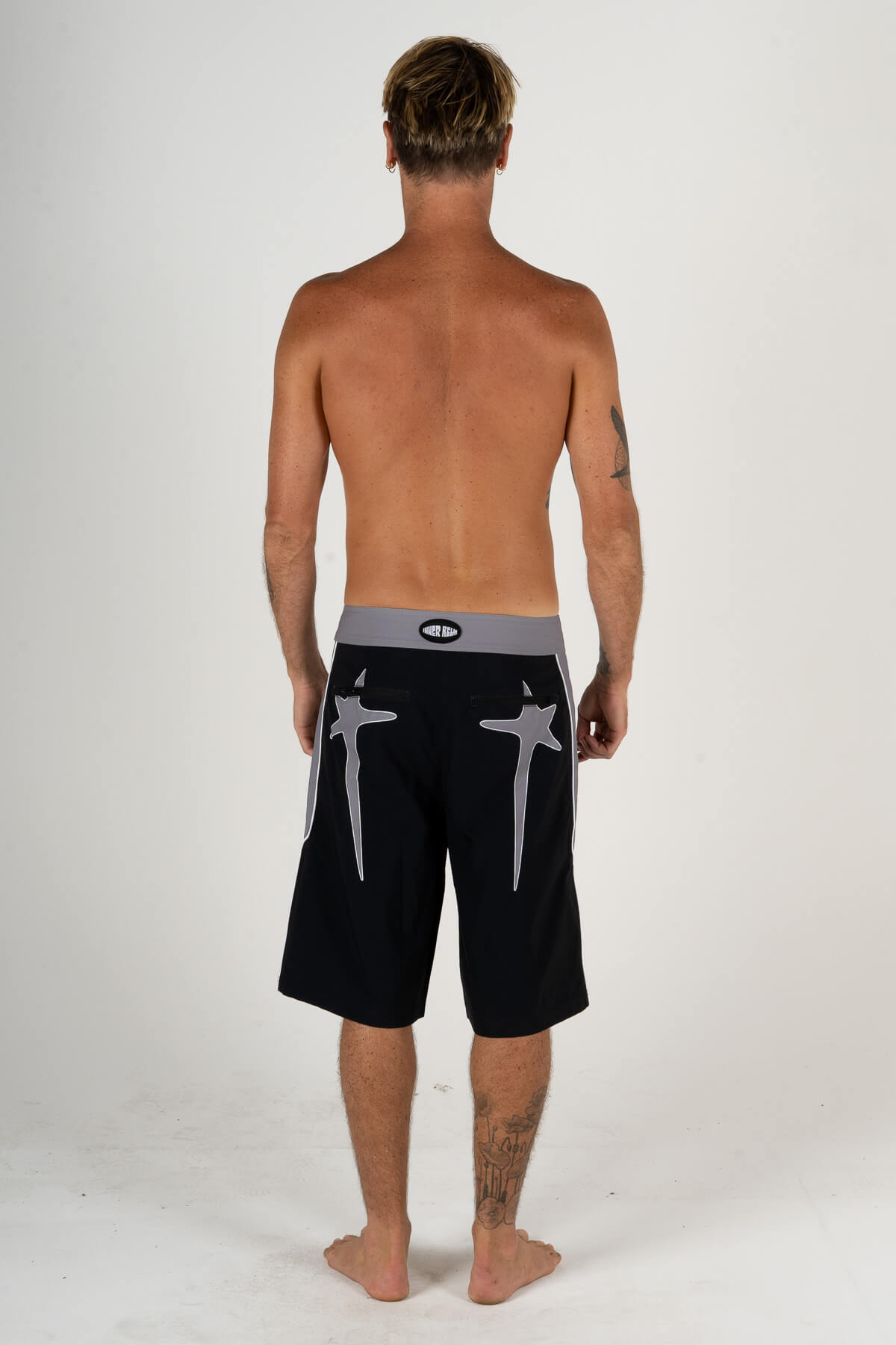 STARMELT TRUNKS | BLACK