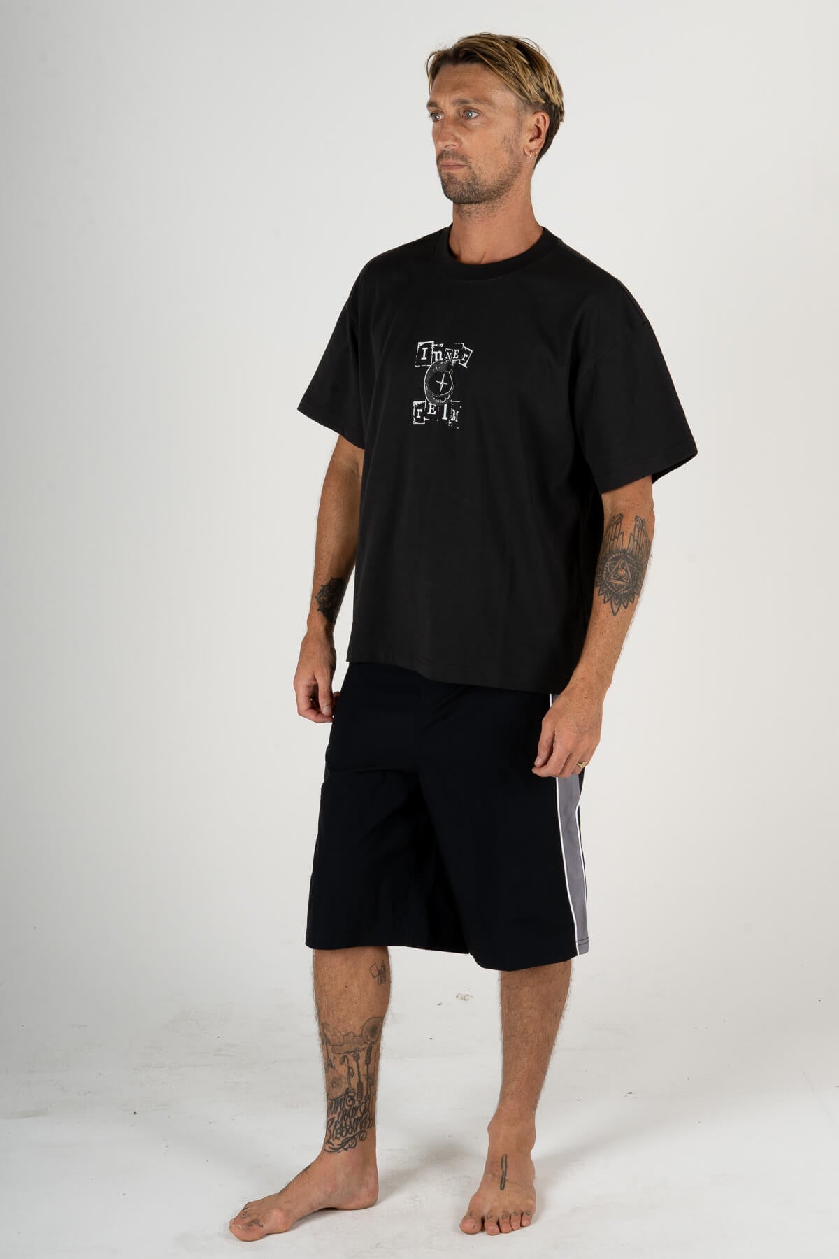 BLACK STAMP TEE | WASHED BLACK