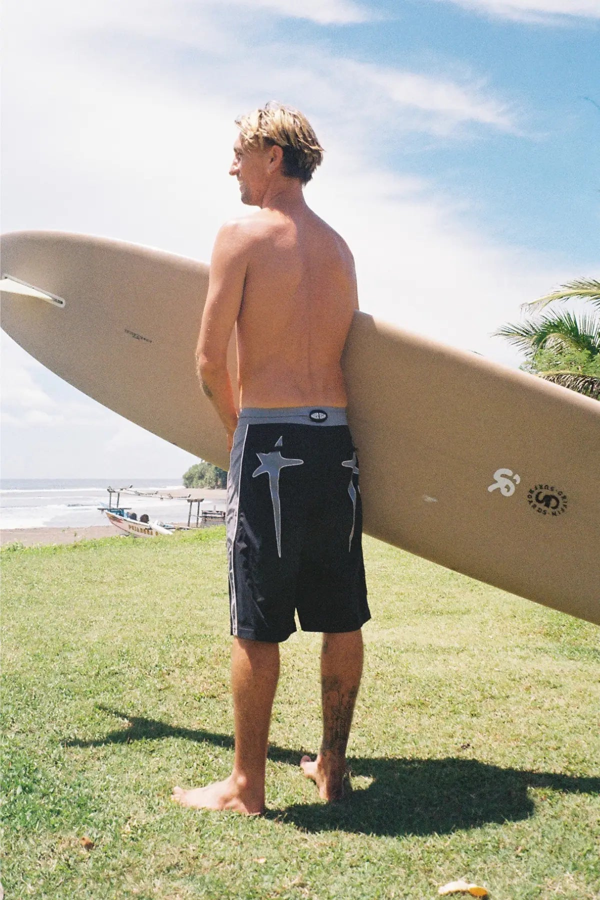 STARMELT TRUNKS | BLACK