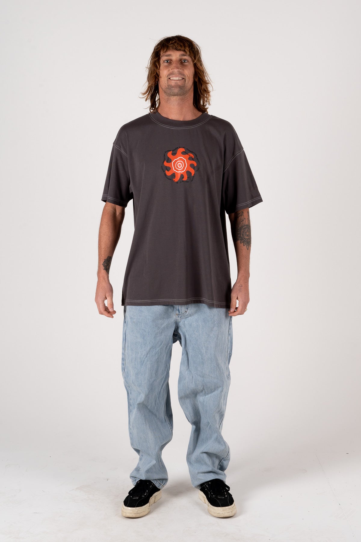 Sundrunk Tee - Dark Grey