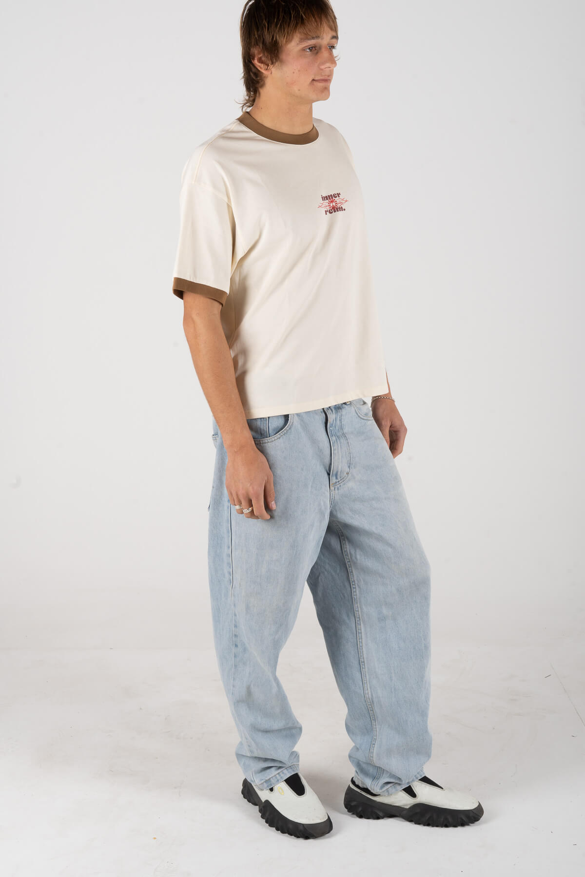 Fireplace Ringer Tee | Bone