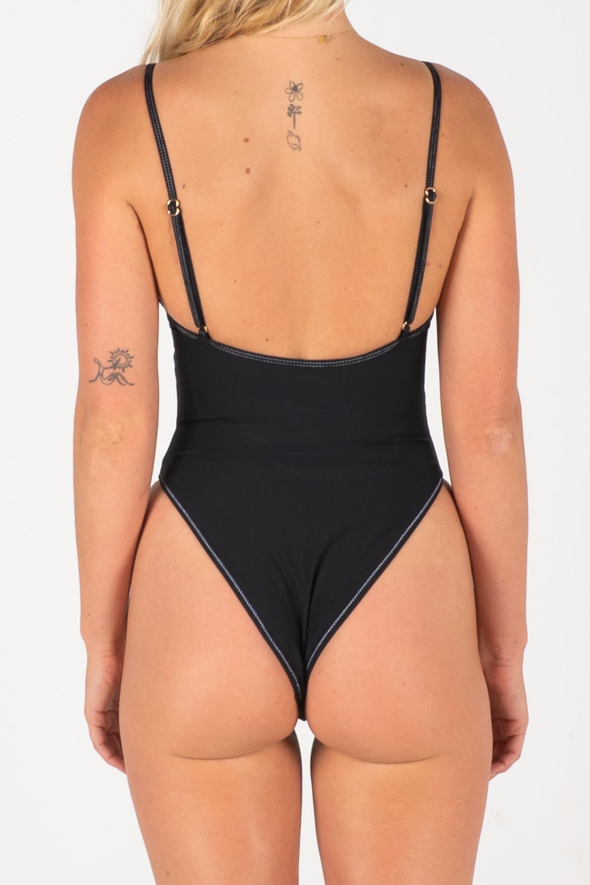 Meri One Piece | Black