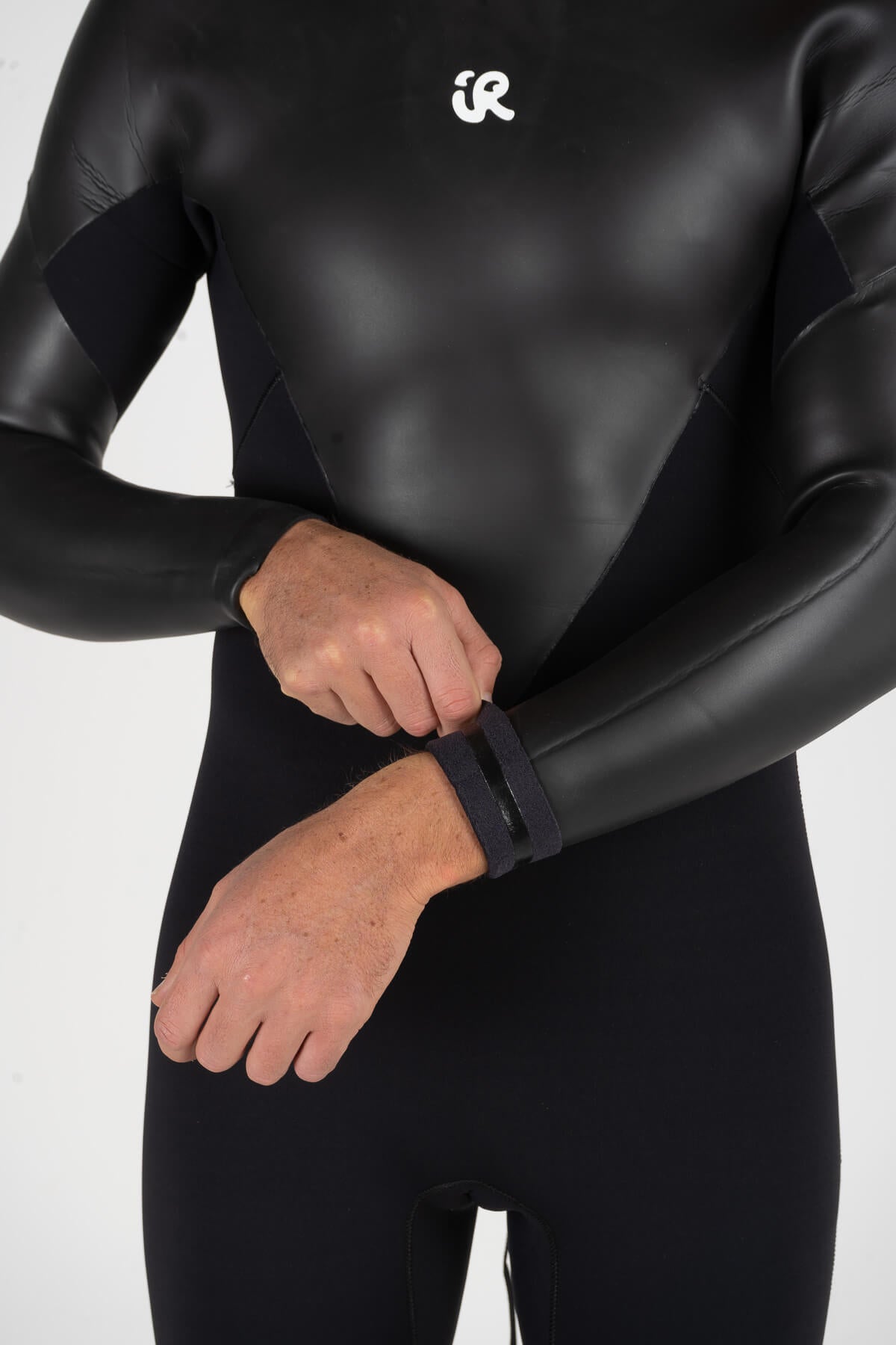 wetsuit, steamer, full suit, smoothskin, smoothie, 3/2, Inner Relm, surfing, back zip